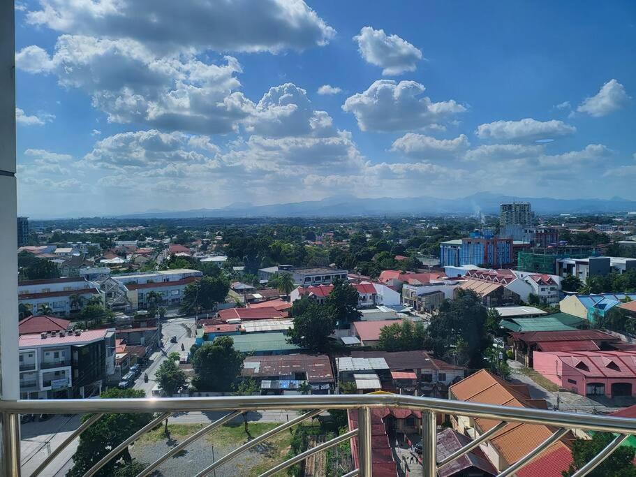 Kandi Tower 3, Premium 1Br With 2Cr & 2 Balcony. Ángeles Exterior foto